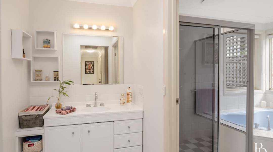 13 Cullen Crescent, KANGAROO VALLEY, NSW 2577 AUS
