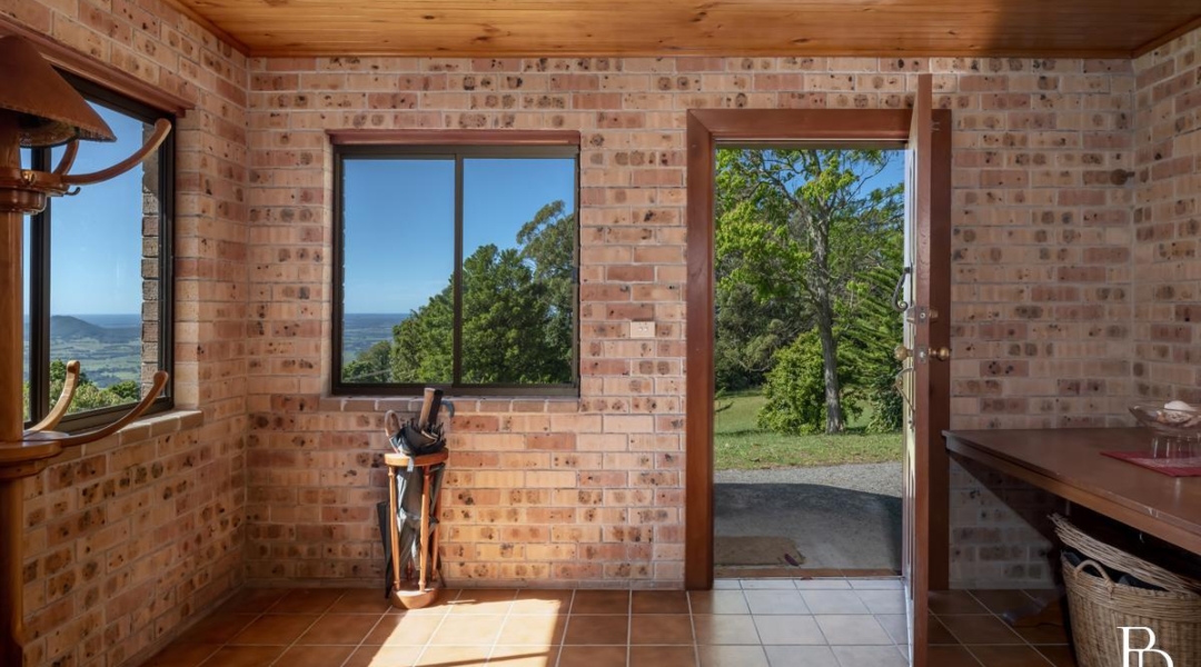 614 Tourist Road, BELLAWONGARAH, NSW 2535 AUS