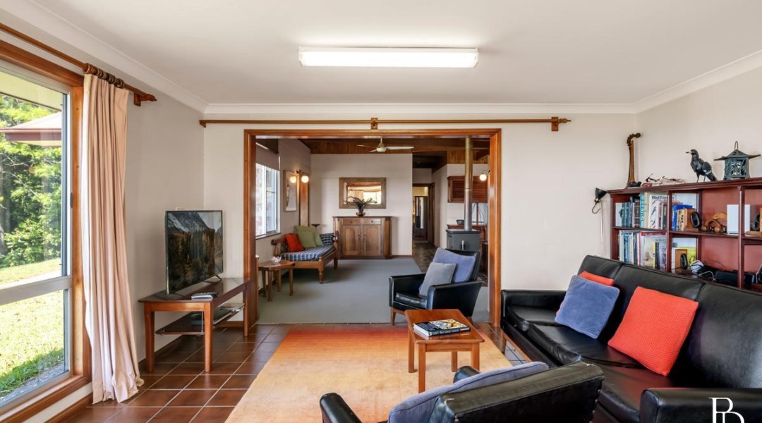 614 Tourist Road, BELLAWONGARAH, NSW 2535 AUS