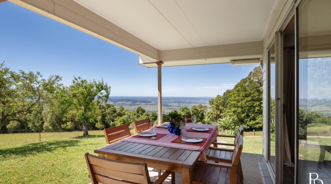 614 Tourist Road, BELLAWONGARAH, NSW 2535 AUS