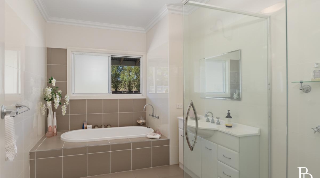 35 Greendale Close, NOWRA HILL, NSW 2540 AUS