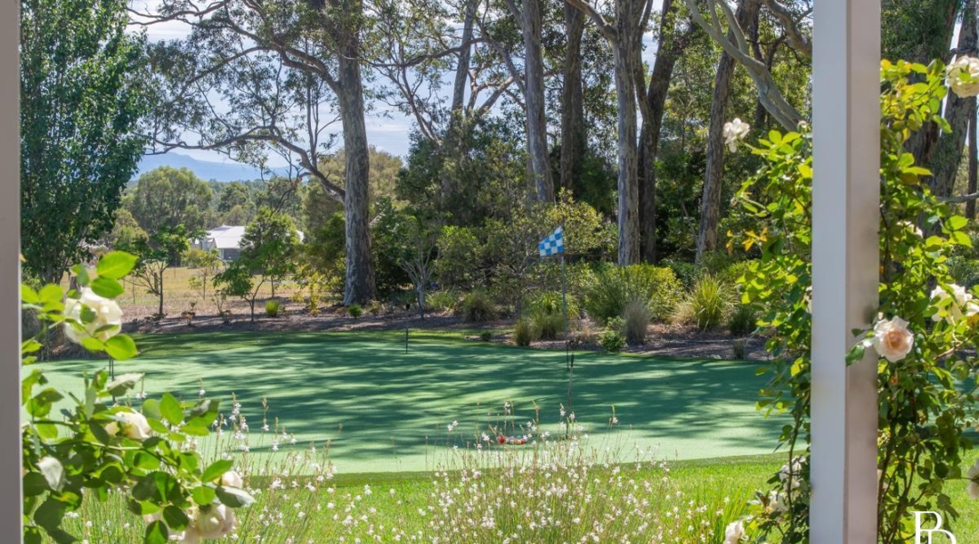 35 Greendale Close, NOWRA HILL, NSW 2540 AUS