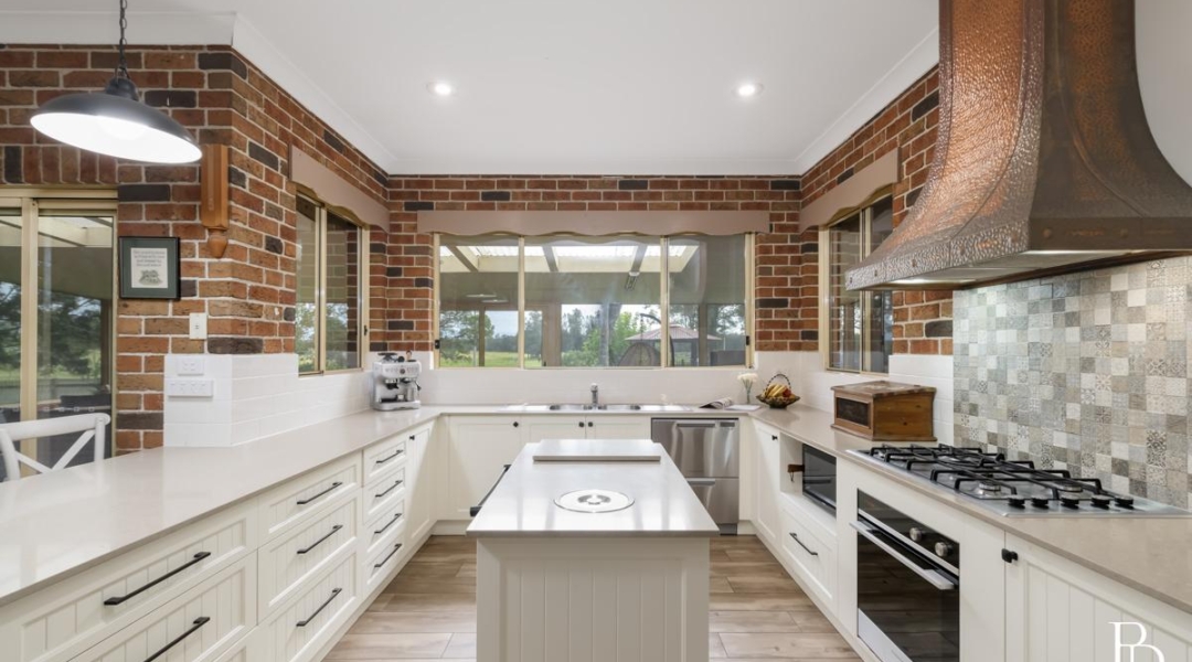 16 Oakbanks Place, WORRIGEE, NSW 2540 AUS