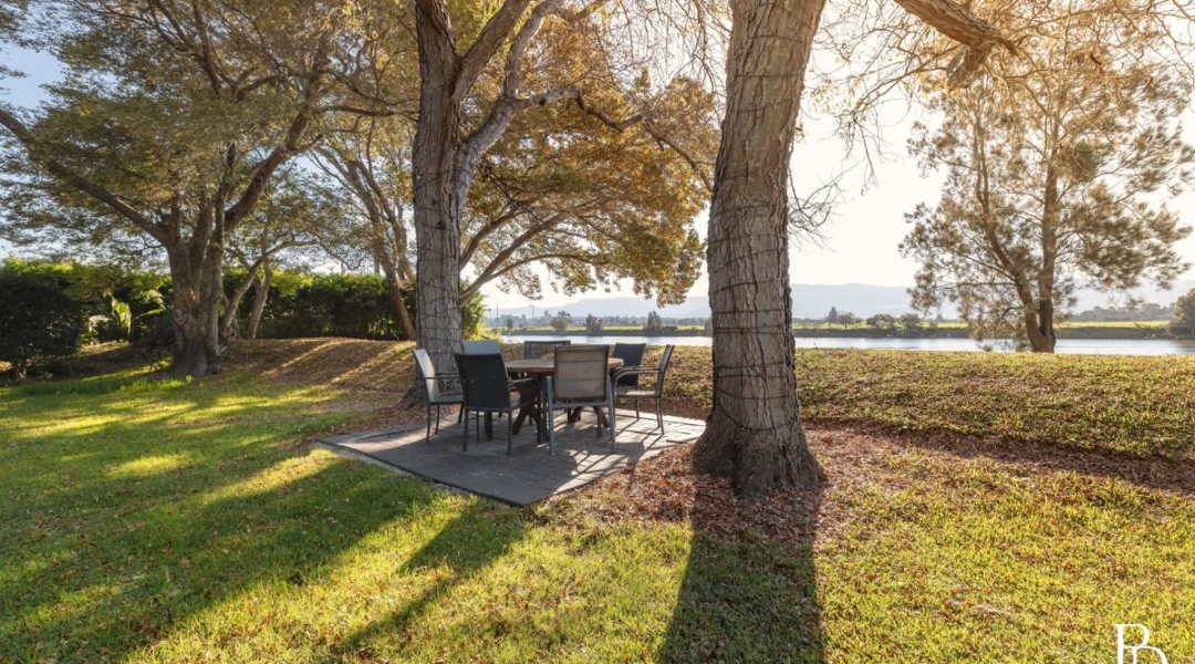 2 Southern Road, TERARA, NSW 2540 AUS